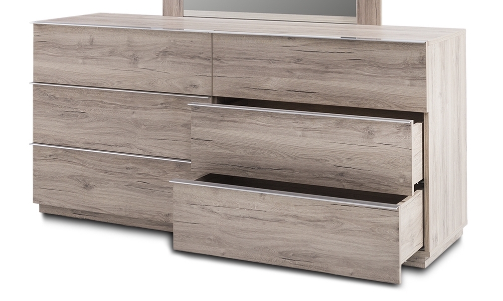 Porto Wood Dresser & Mirror
