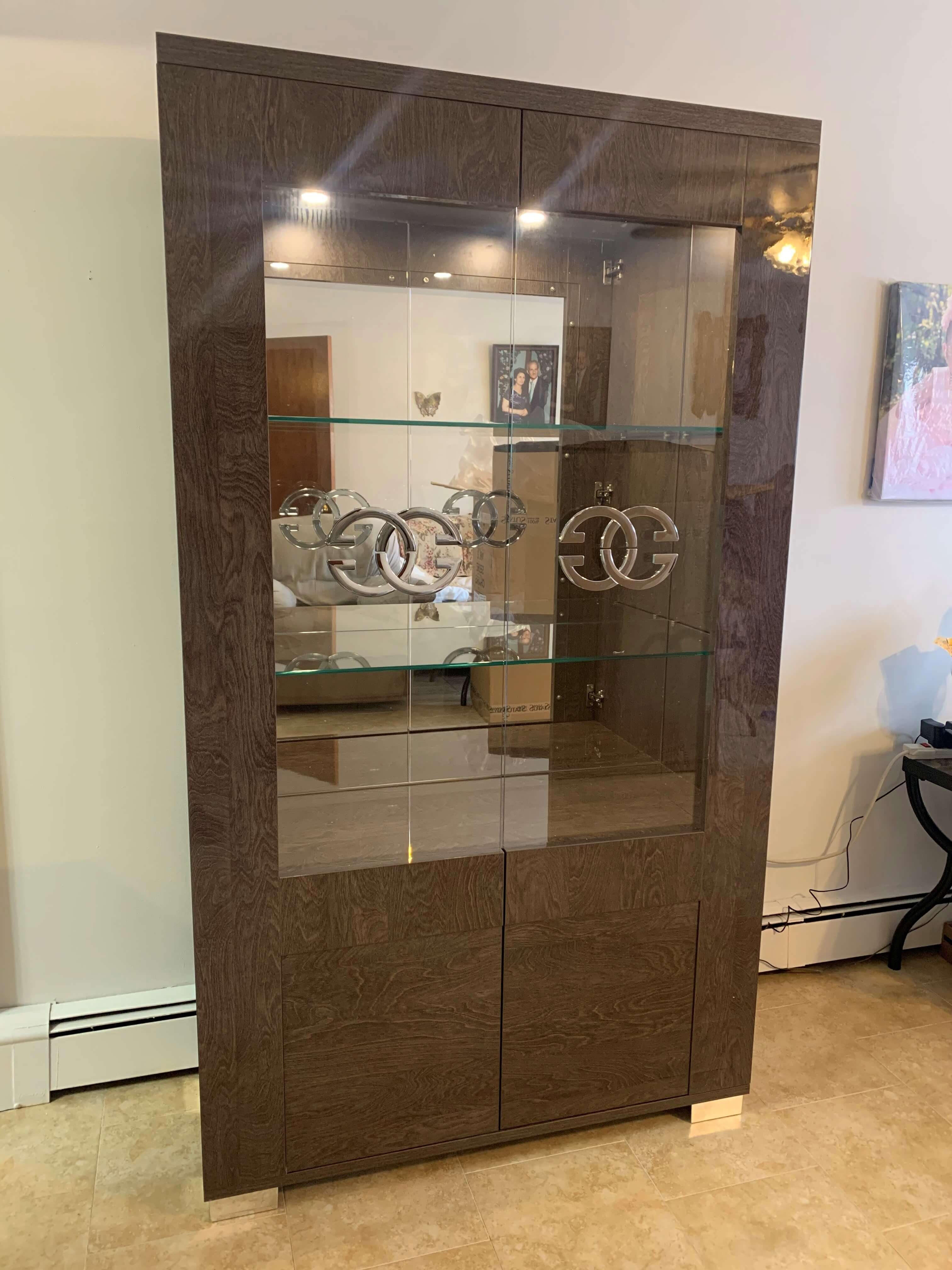 ESF Wood 2-Doors Vitrine China Cabinet