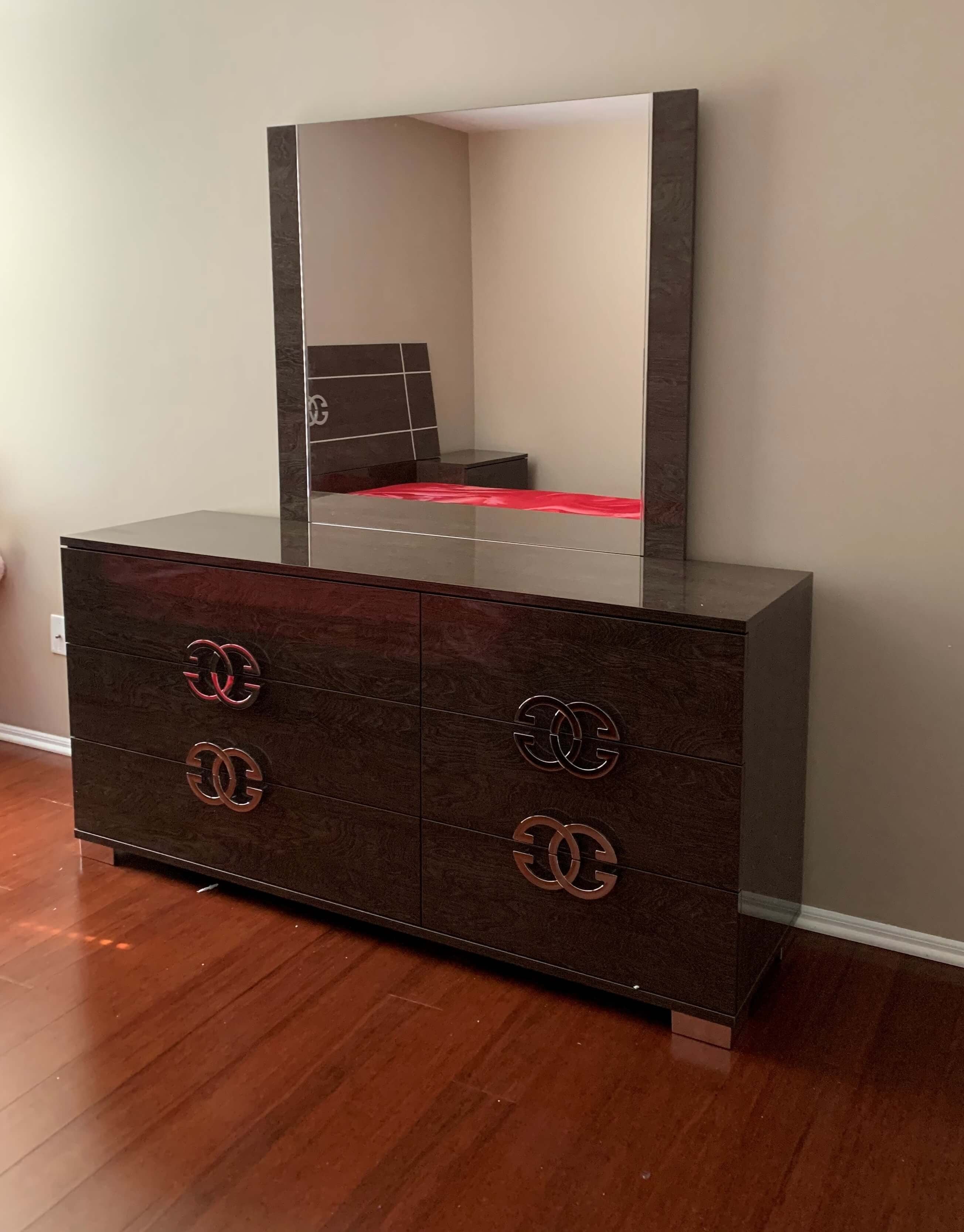 Italian King Size Bedroom Sets