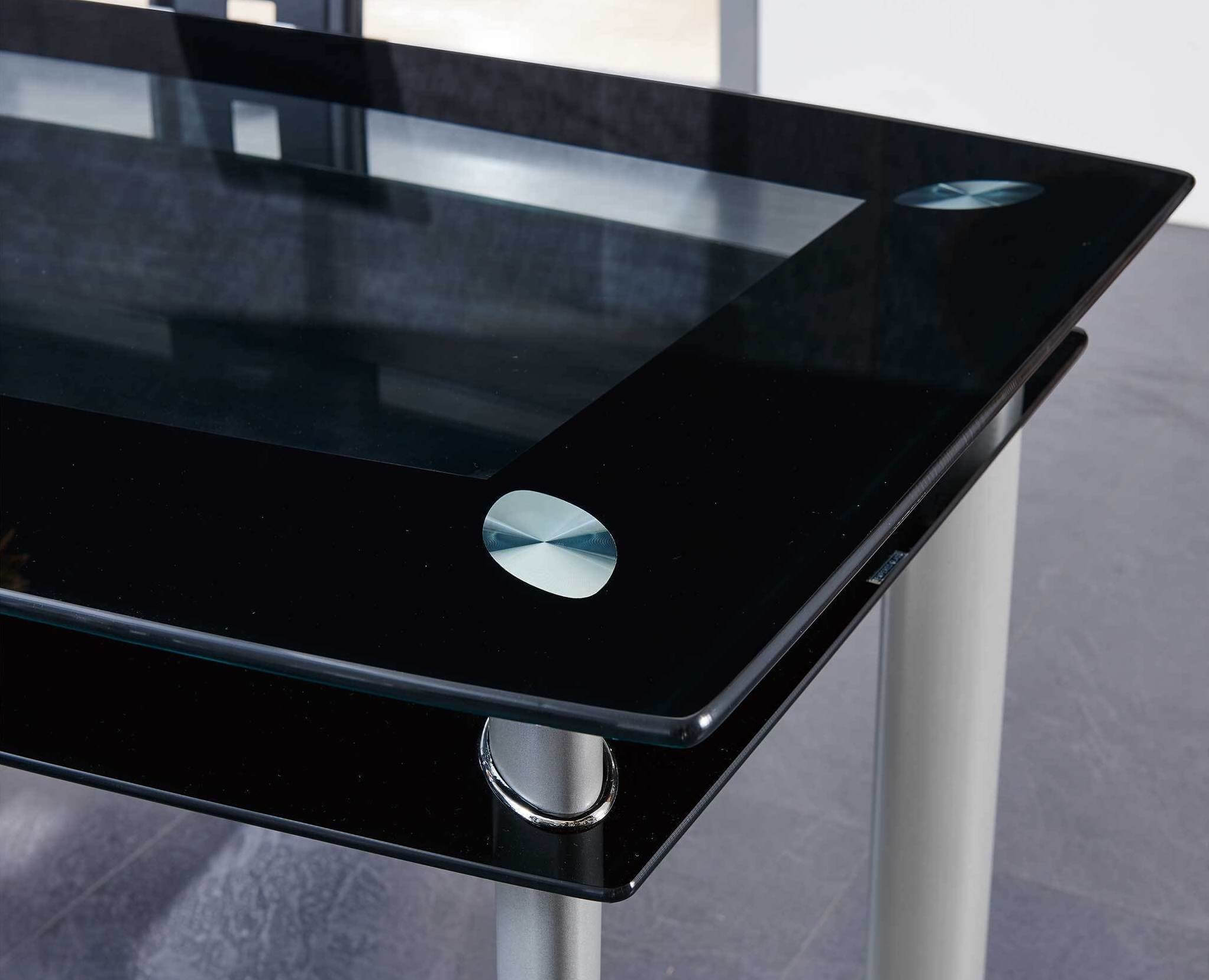 D1058 Dining Table