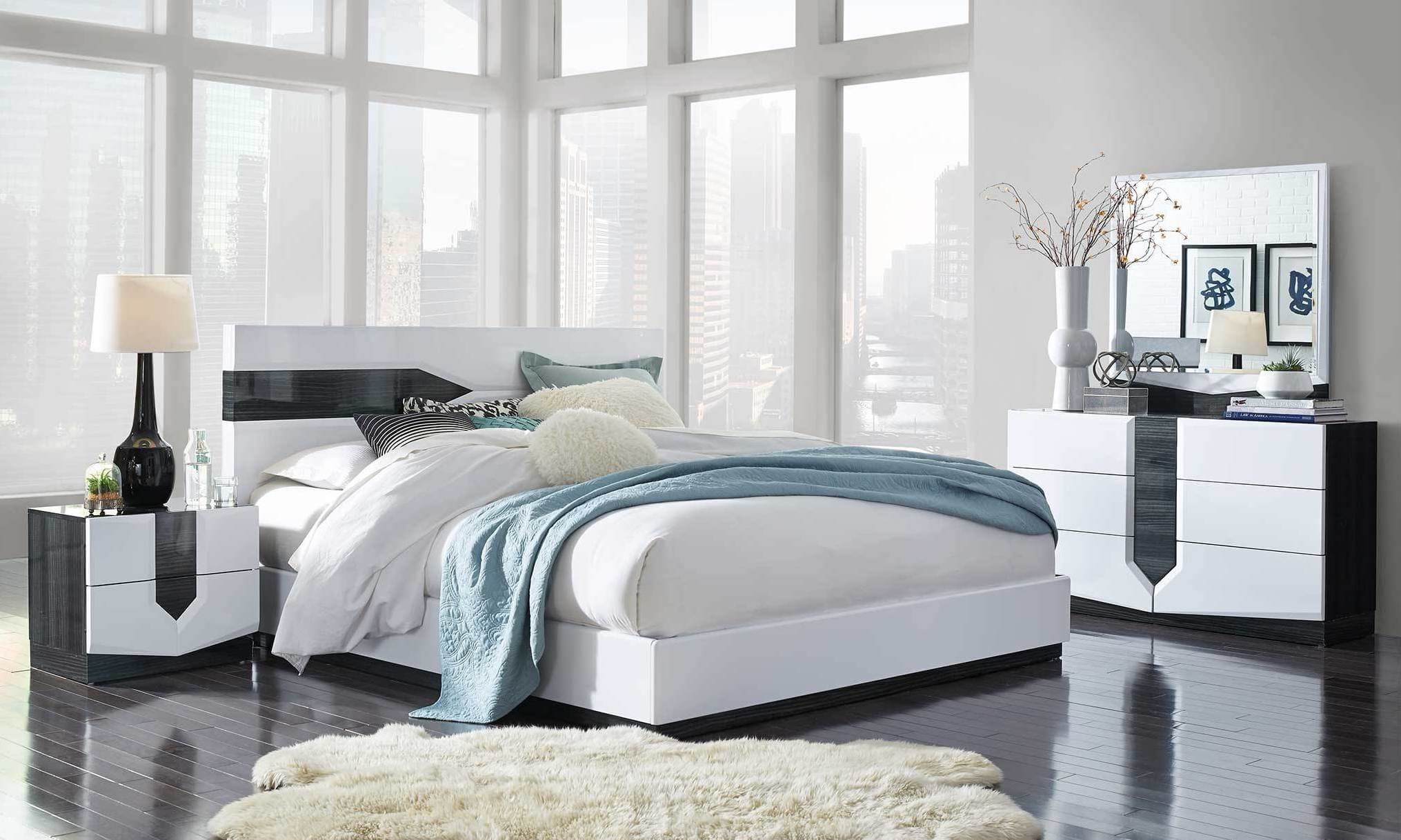 Hudson Bedroom Set - Thumbnail 2