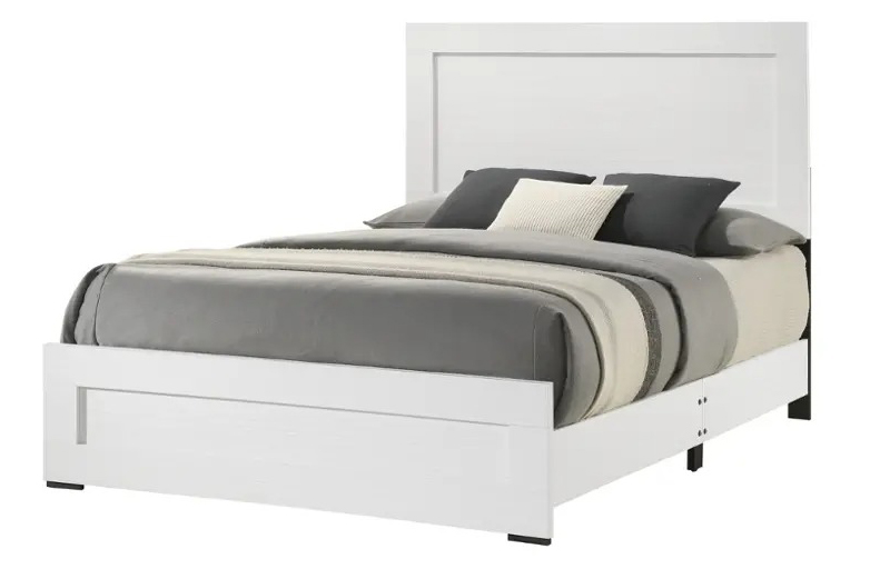 SM 8377a Wood Bed w/2 Lamps, Queen Size