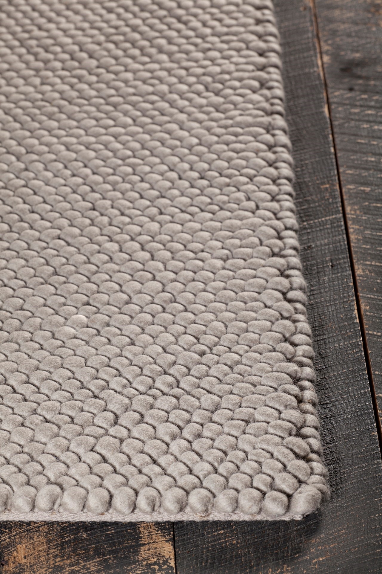 Quina Wool Rectangular Handmade Rug, 5' x 7'6"