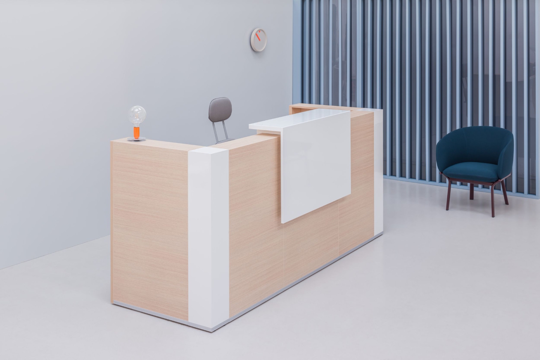 MDD Tera 96" Modern Reception Desk Straight Layout with LED Feature