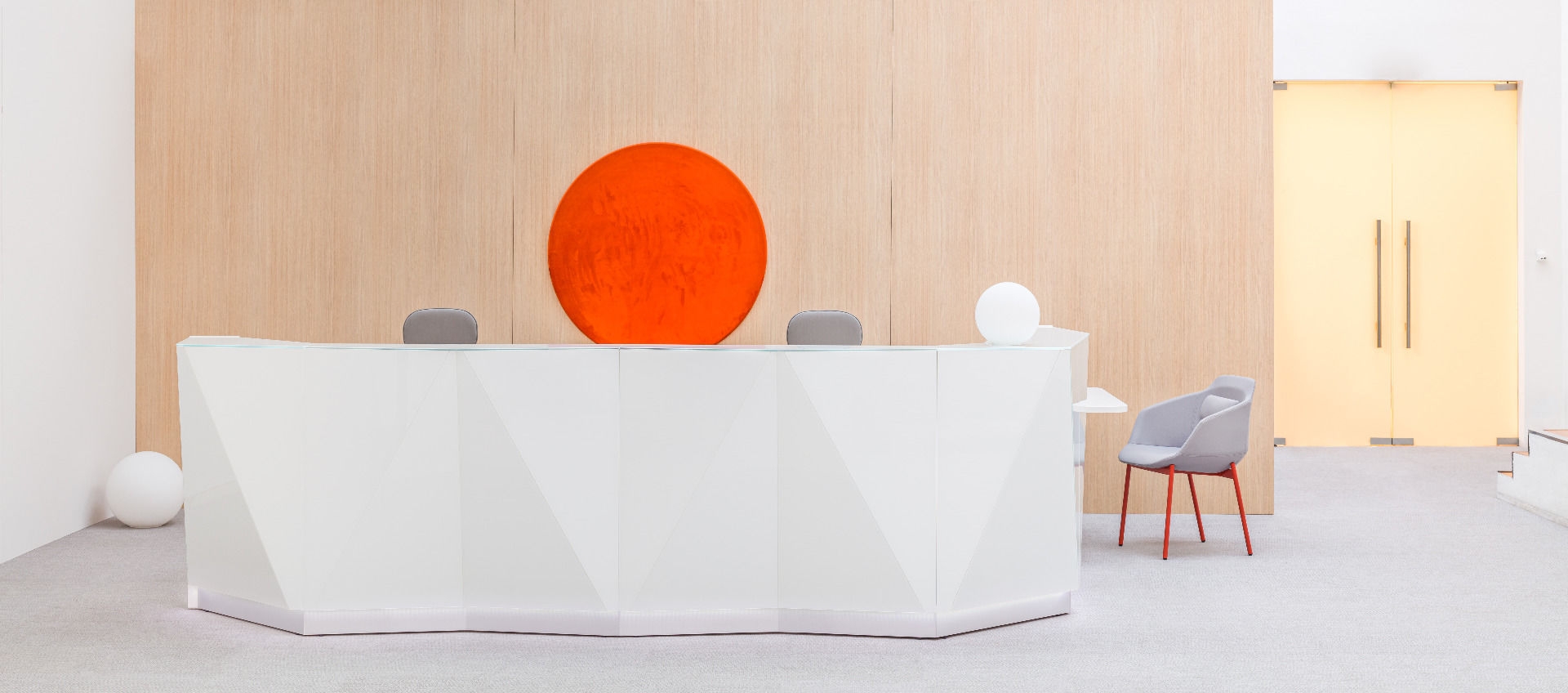 MDD Alpa 156 & Corner Reception Desk w/Left Counter Top