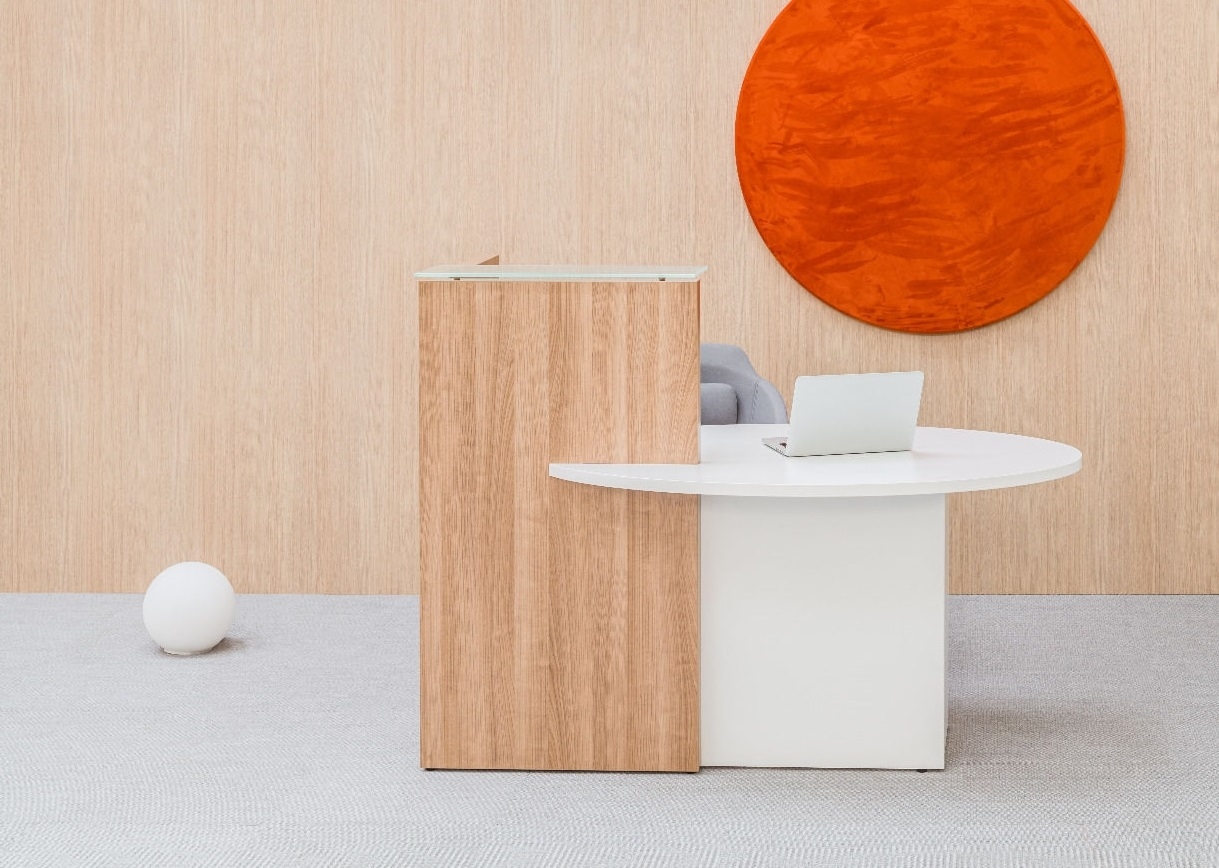 OVO Small Reception Desk w/Left-Handed Counter Top, ADA Compliance