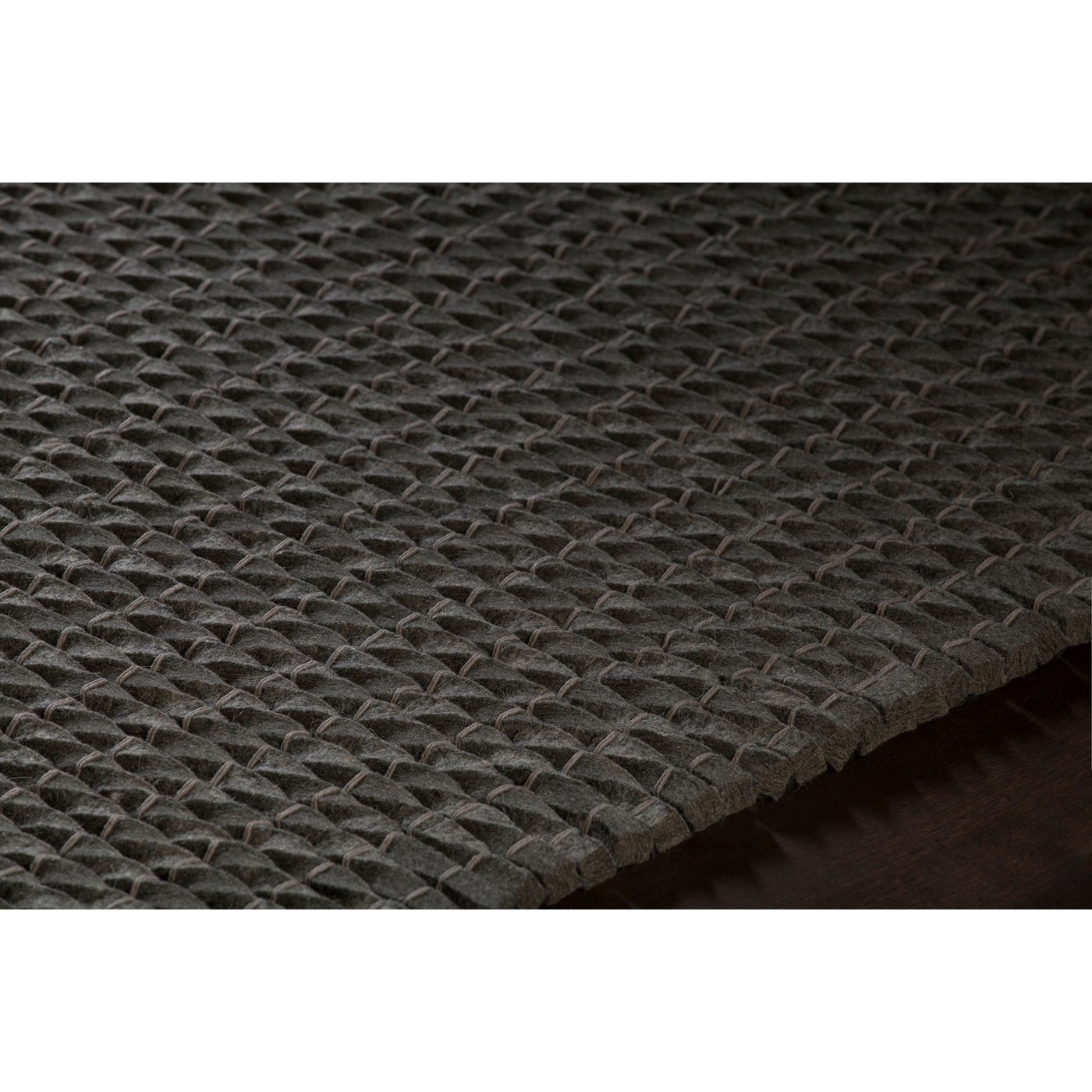 Renea Wool Rectangular Handmade Rug, 5' x 7'6"