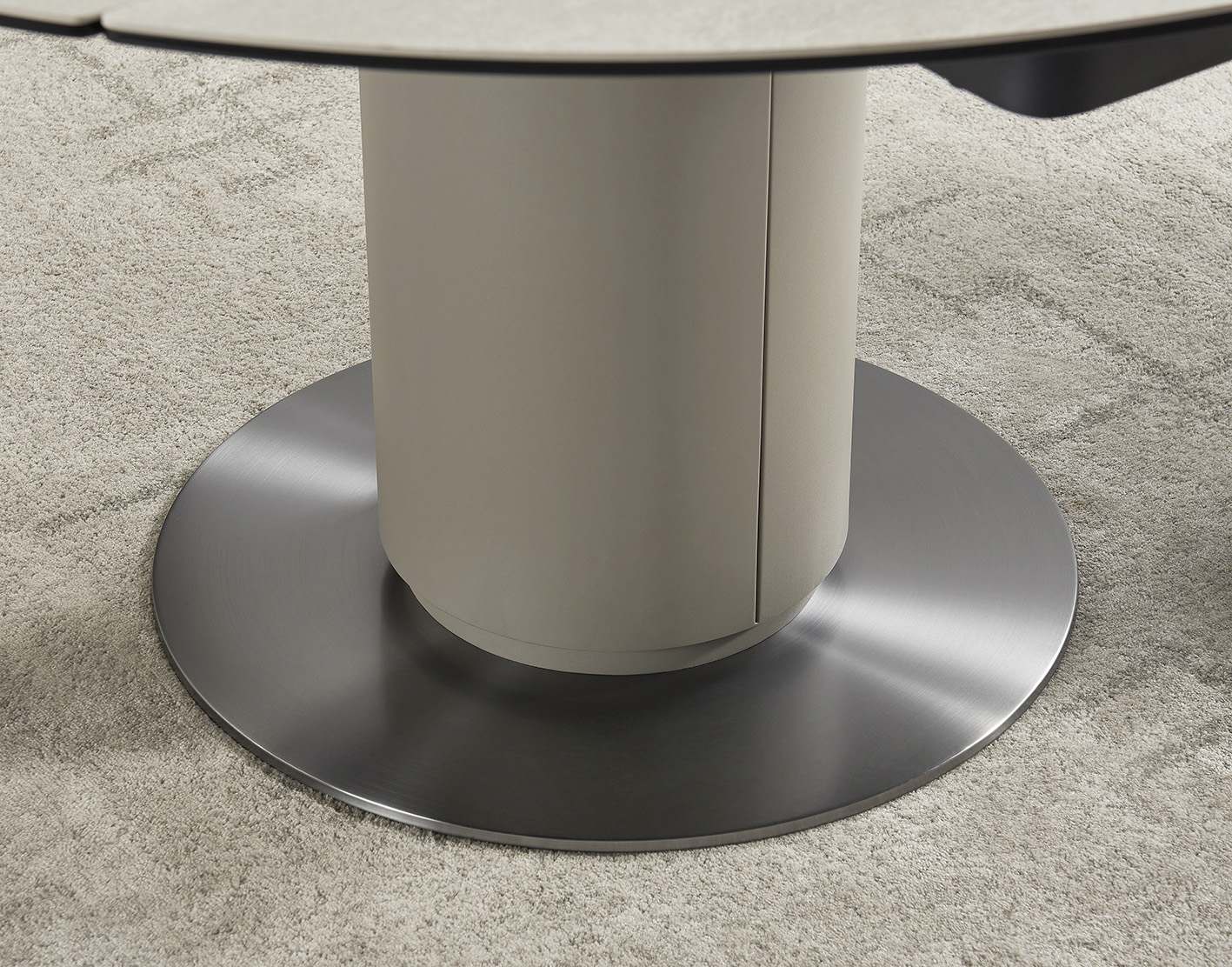 RH 130 Ceramic/Stainless Steel Extension Dining Table