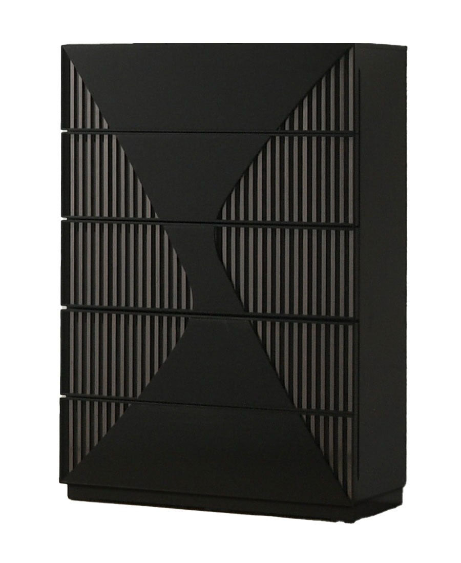 Rosette Black Chest