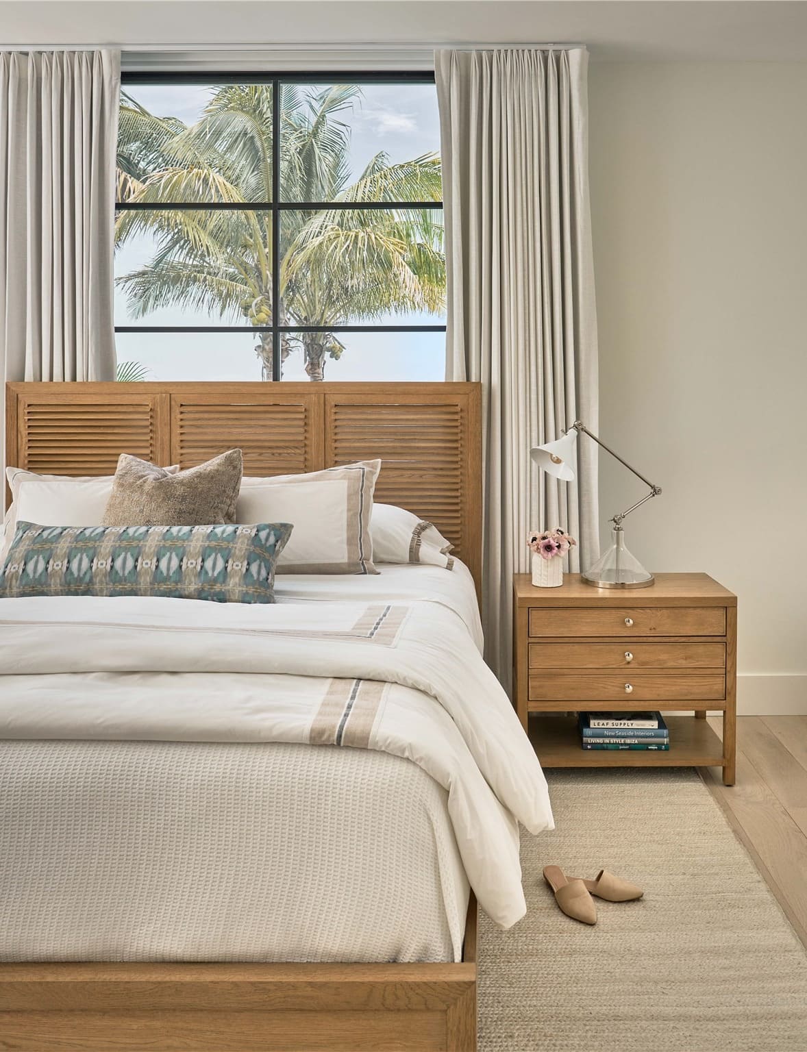 Saugatuck Wood Nightstand w/3 Drawers