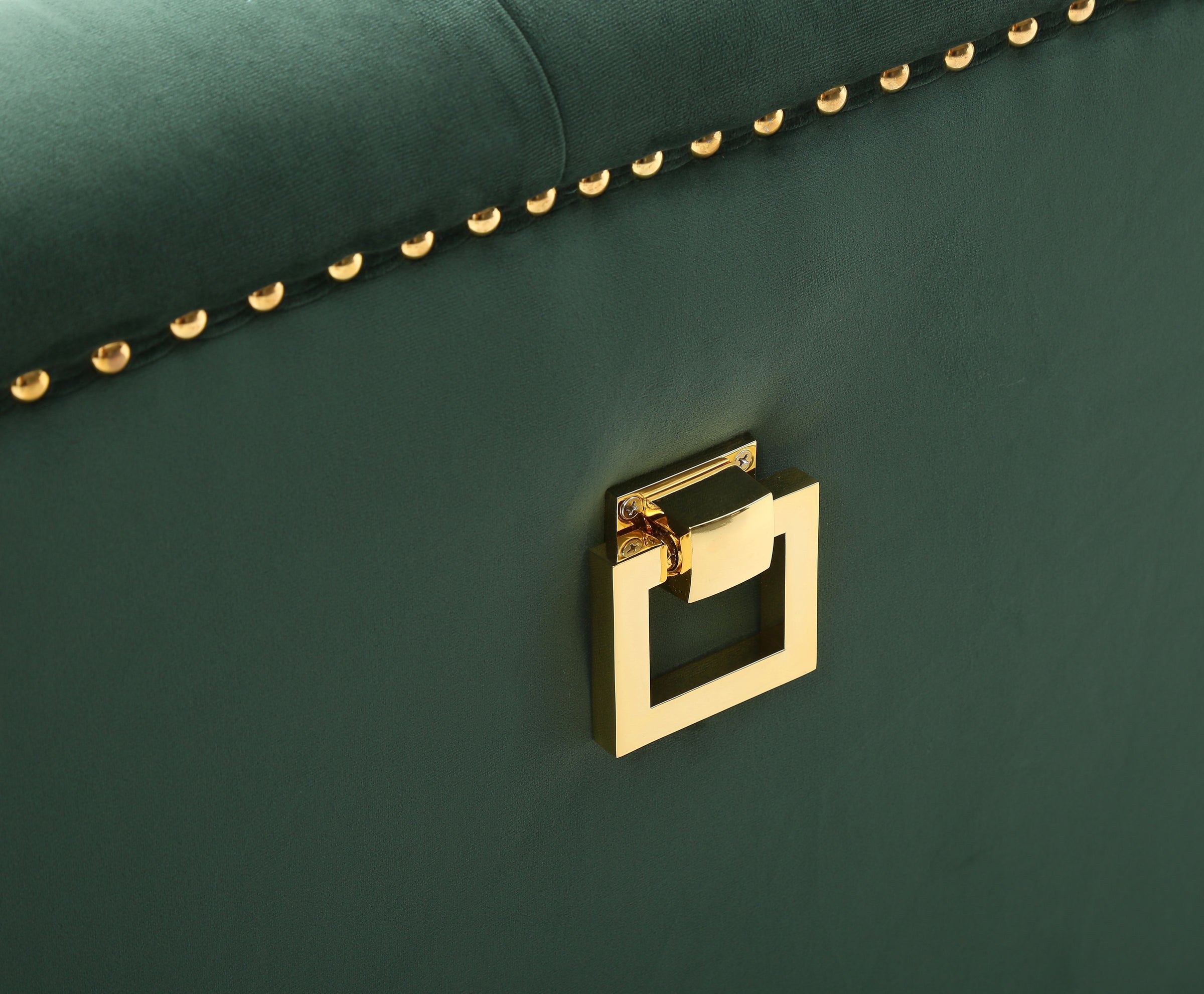 Russell Tufted Velvet Chair