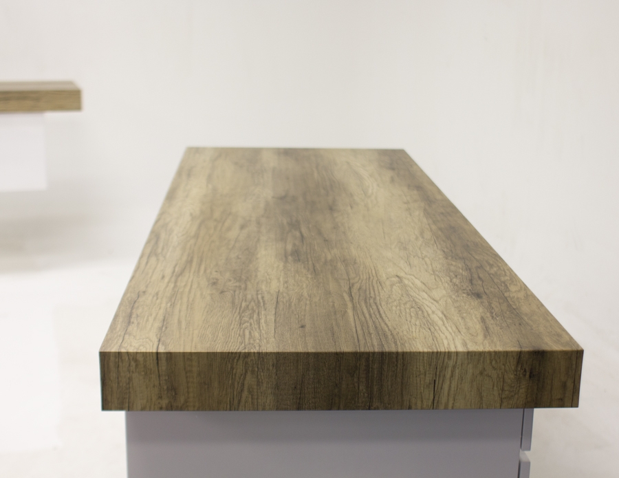 Cora Credenza