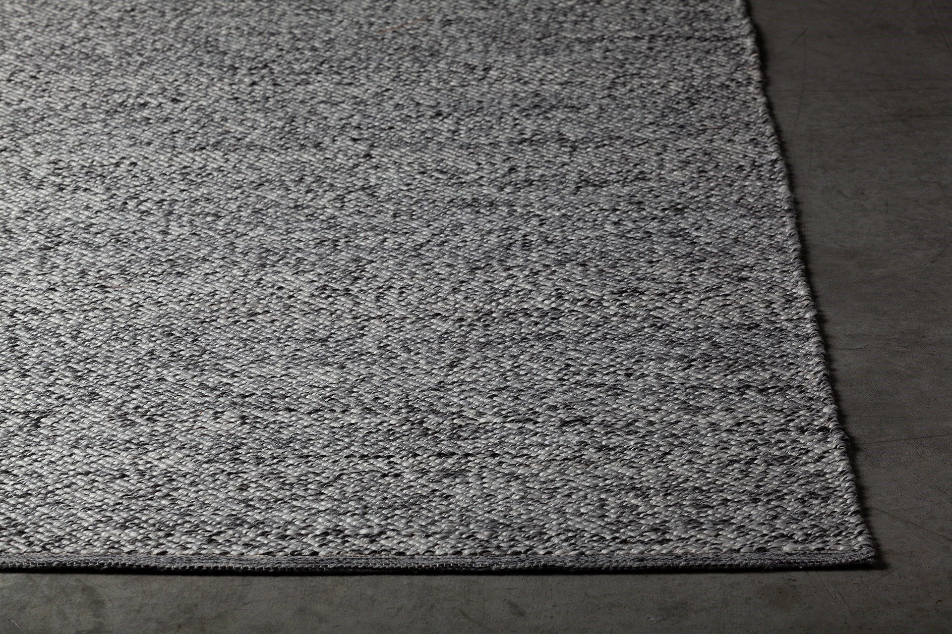 Rydel Polyester/Cotton Rectangular Handmade Rug, 5' x 7'6"