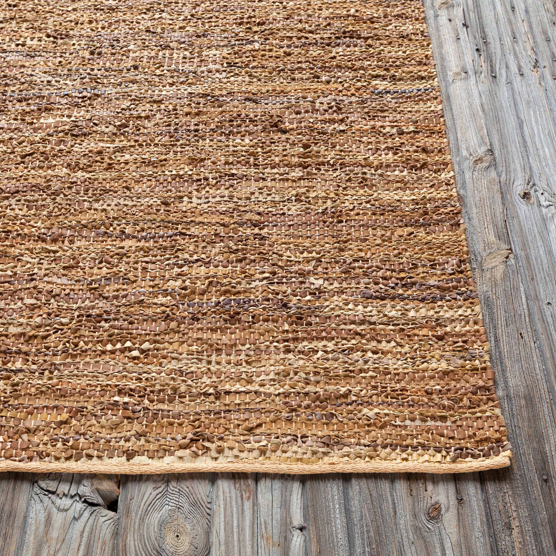 Saket Leather/Cotton Rectangular Hand-woven Rug, 5' x 7'6"