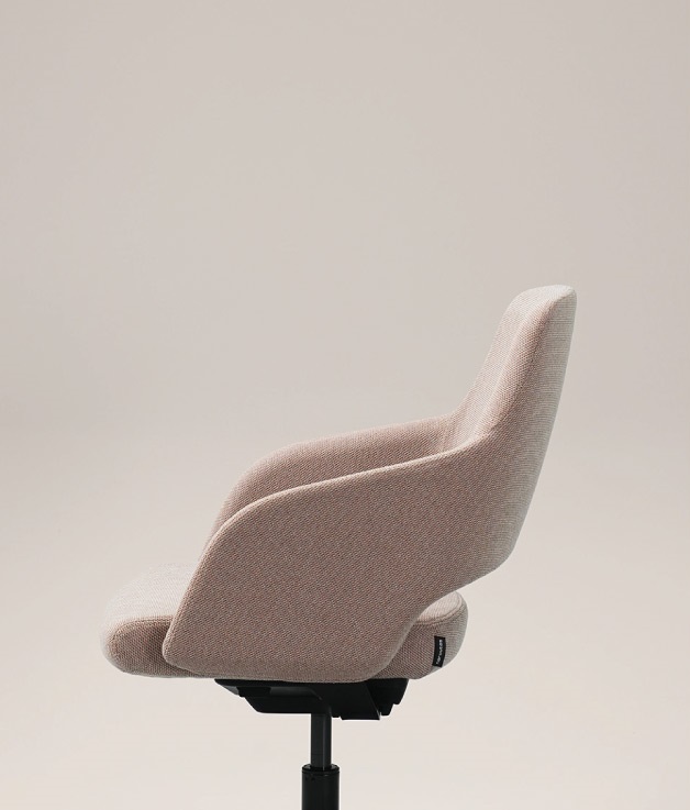 Sandie Swivel Adjustable Visitor Conference Chair w/Weight Sensitive Synchro Mechanism w/3 Locking Positions & 5-Star Base w/Castors