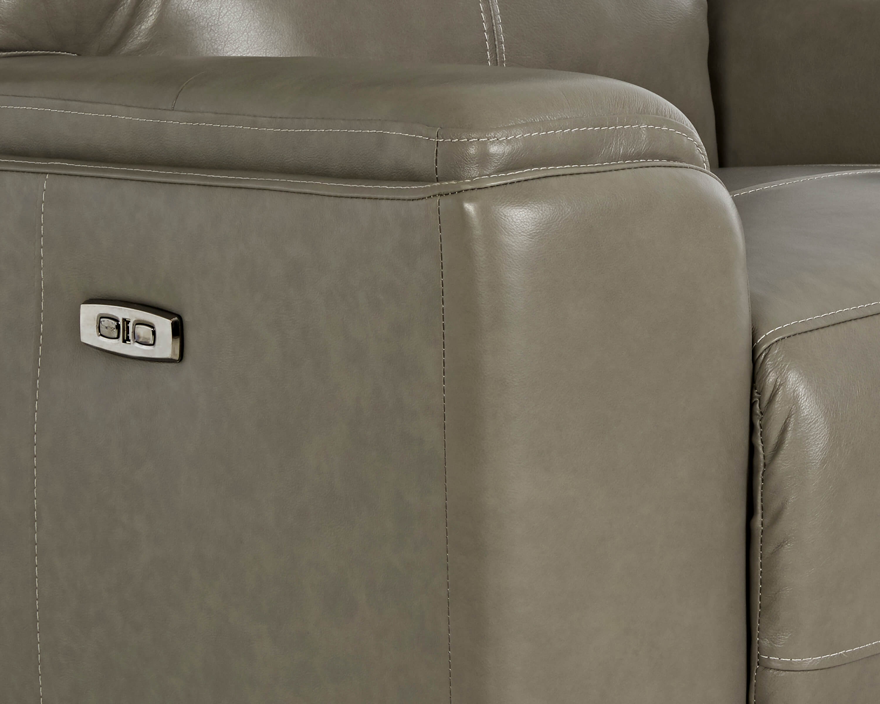 Klaussner Santana Leather Power Reclining Loveseat w/USB