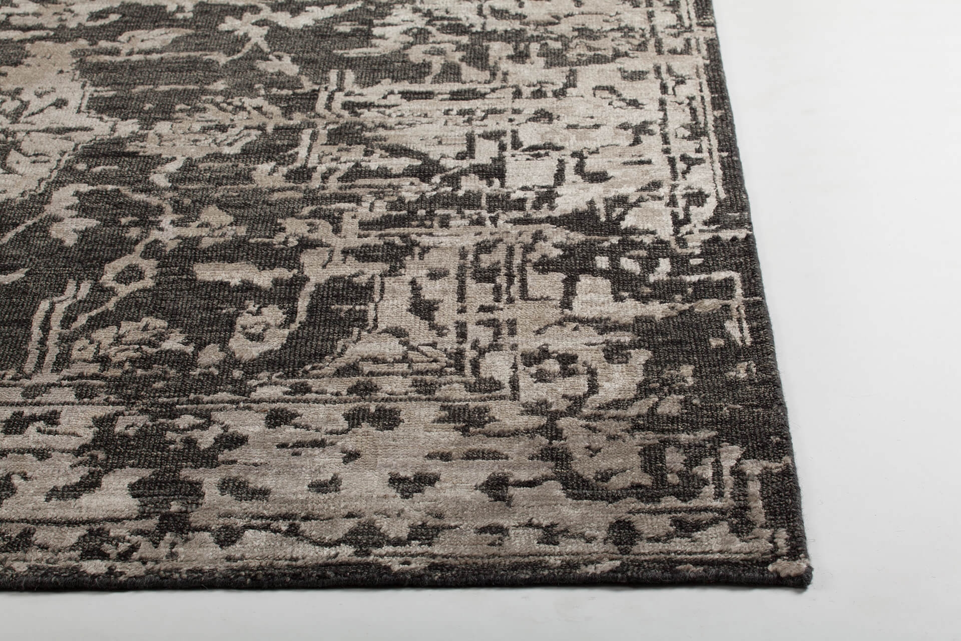 Sasha Wool/Viscose Rectangular Hand-knotted Rug, Composition 1