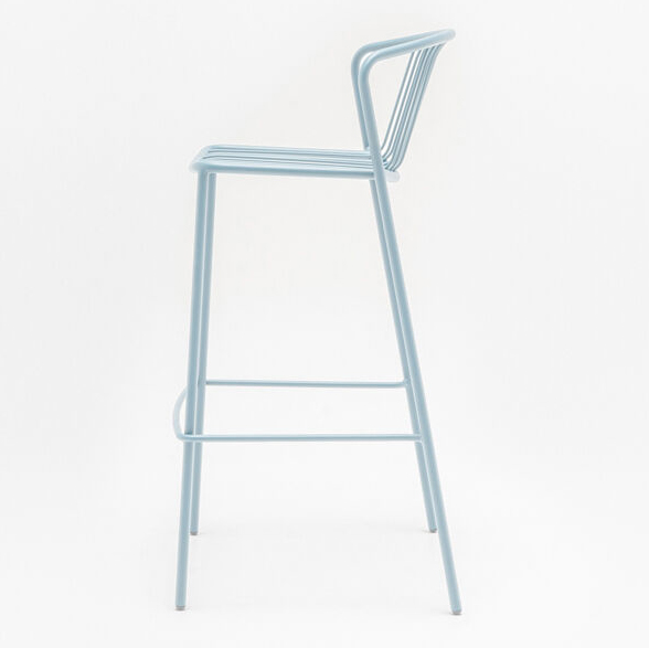 Bris Bar Stool w/Armrest