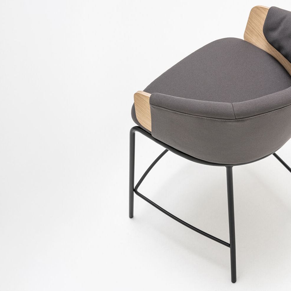 Collar Kitchen Stool