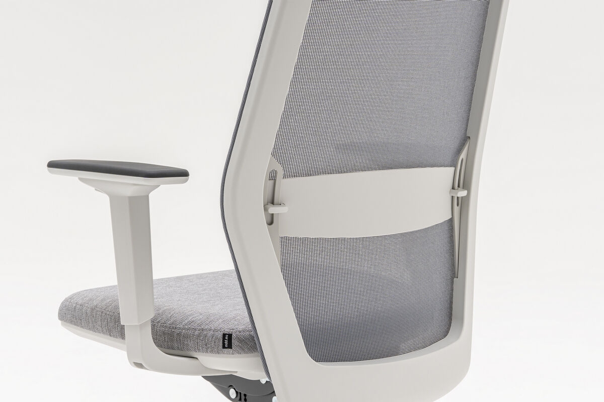 Evo Fabric Swivel Adjustable Office Chair w/Mesh Backrest
