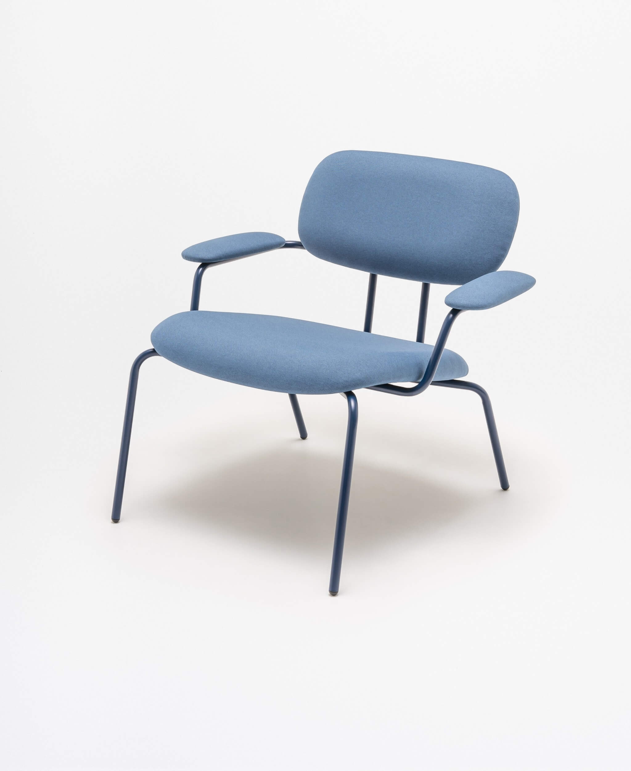 New School Lounge N4NL01 Chair