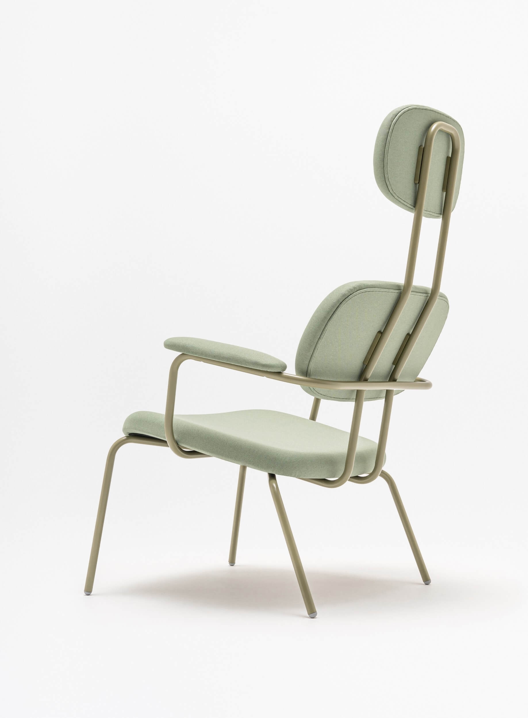 New School Lounge Armchair w/Headrest