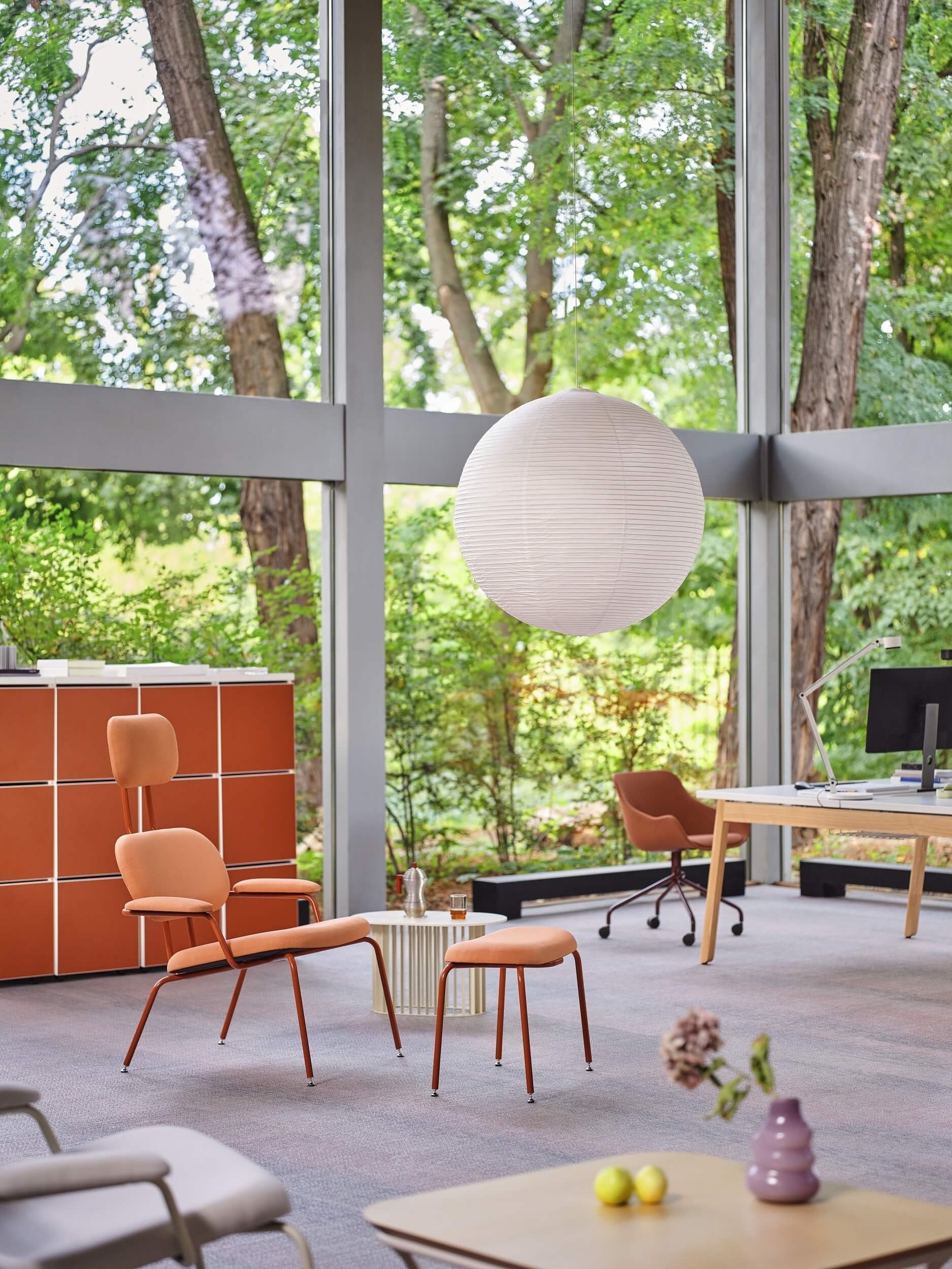 New School Lounge Armchair w/Headrest