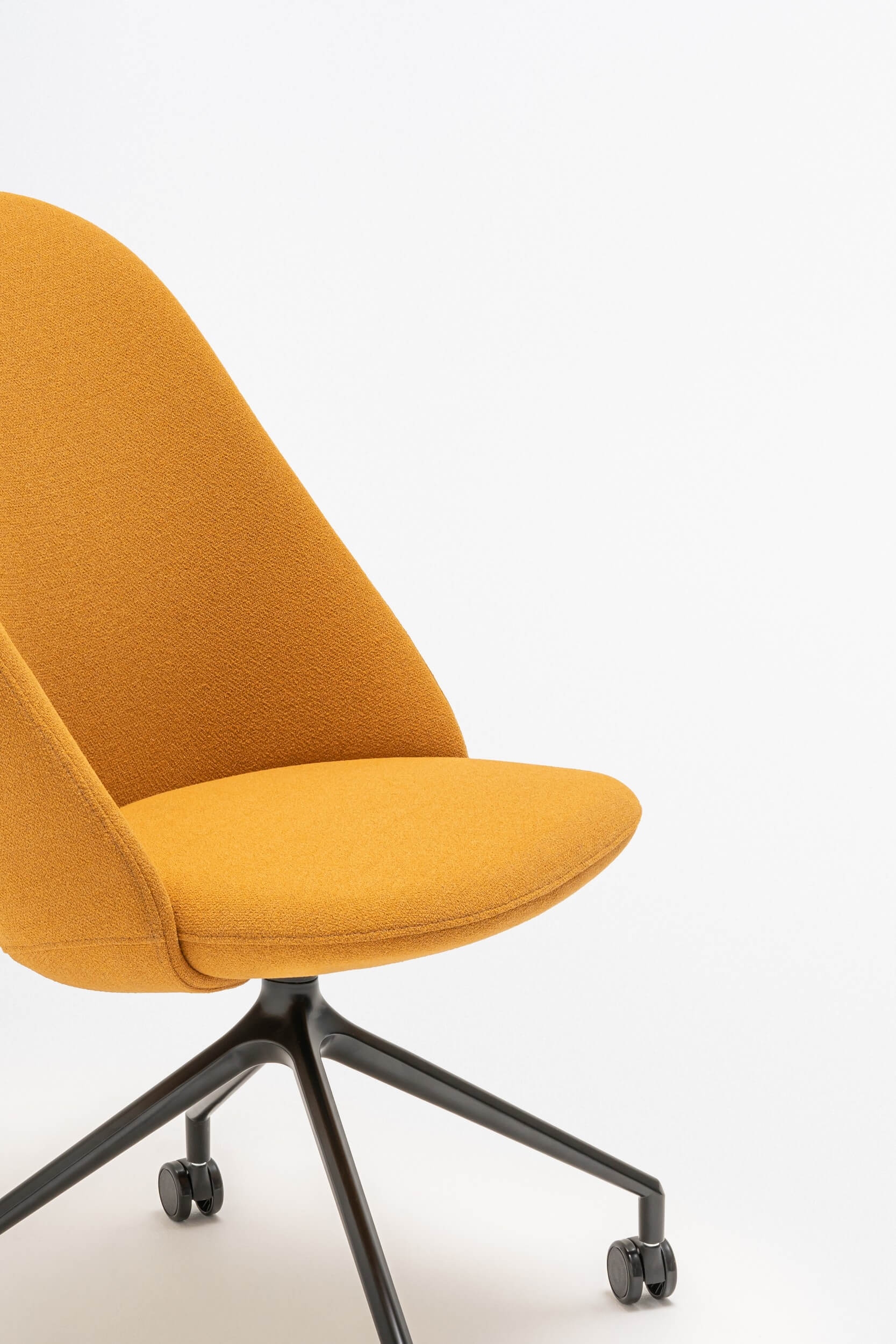 Paralel Classic Fabric Office Swivel Highback Chair w/ 4-star Metal Base w/ Castors