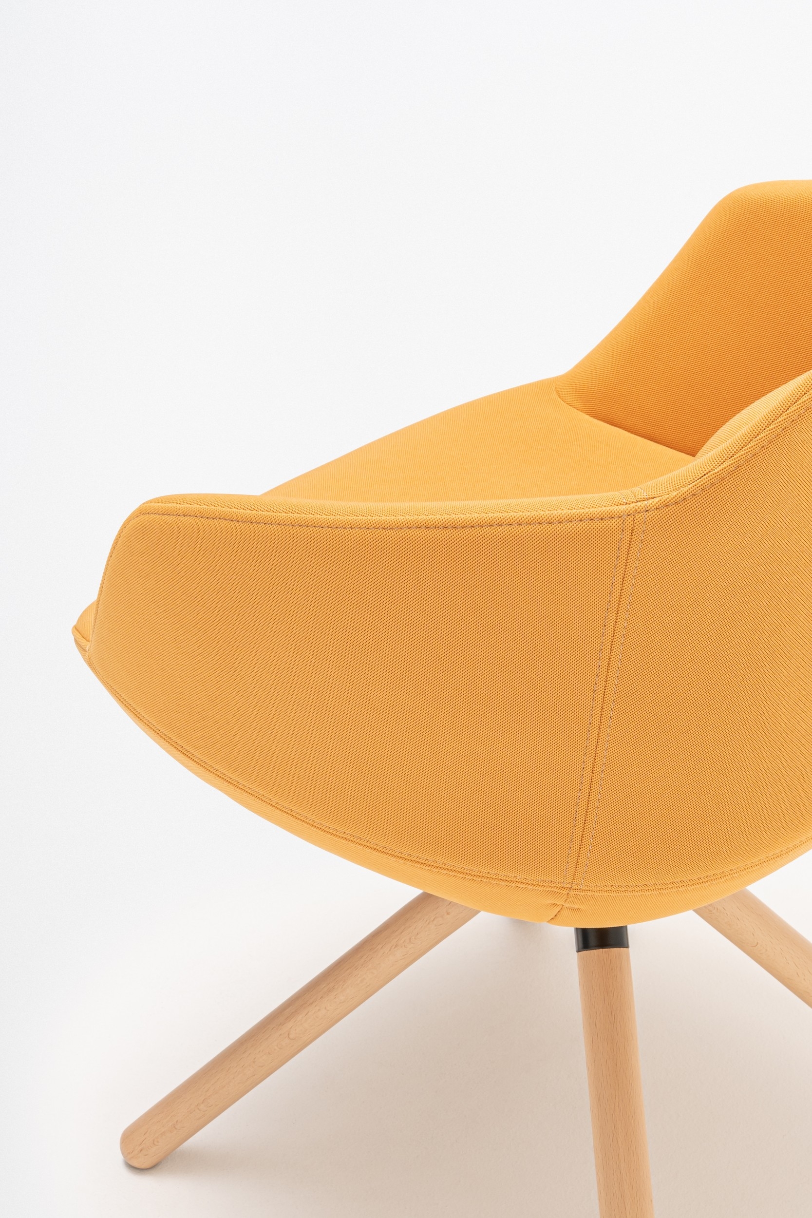 Ultra Fabric Swivel Conference Chair w/4-star Wooden Base