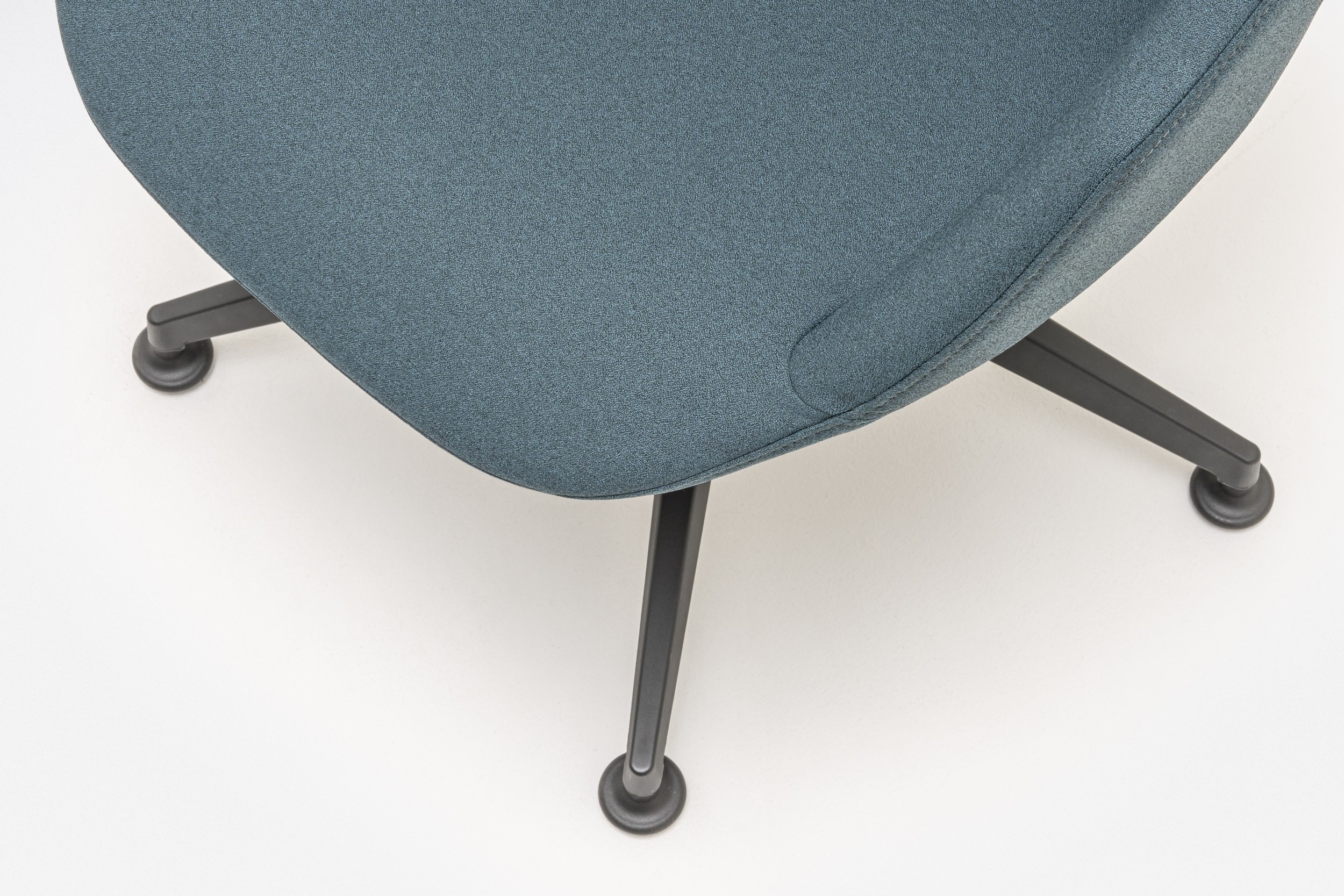 Ultra Fabric Swivel Adjustable Conference Chair w/5-star base
