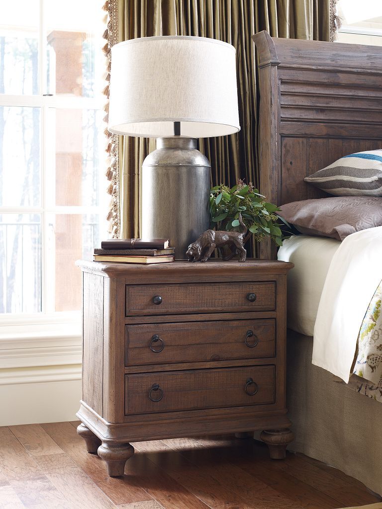 Weatherford Shelter Wood Panel Bedroom Set