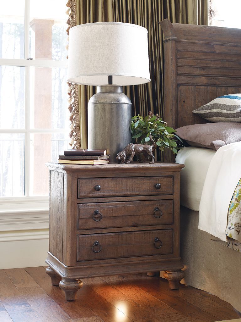 Weatherford Shelter Wood Panel Bedroom Set