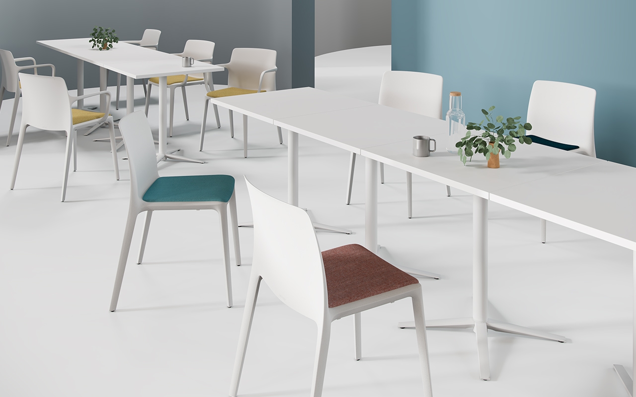 Fluit Eco Polypropylene Stackable Chair (100% Recycled)