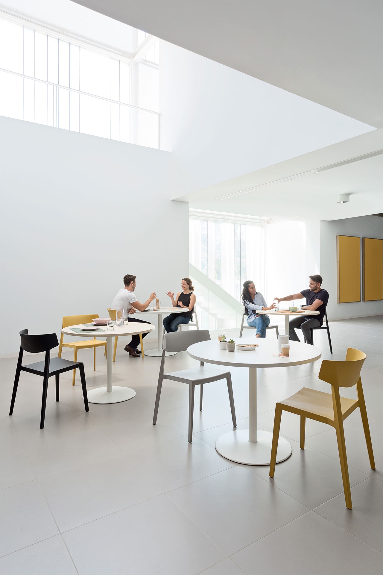 Wing Polypropylene Stackable Armless Chair