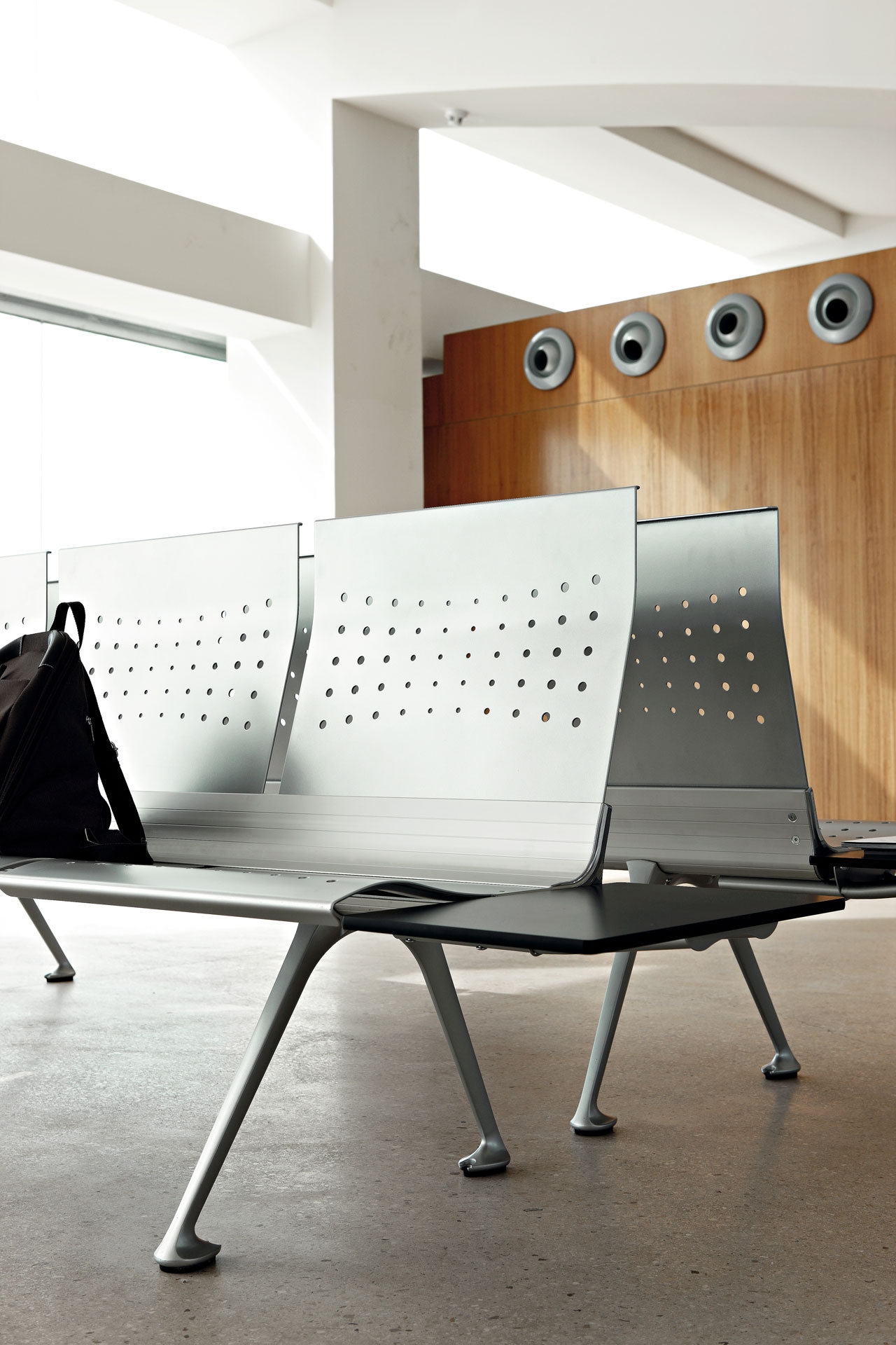 Transit Steel Airport Seating Bench