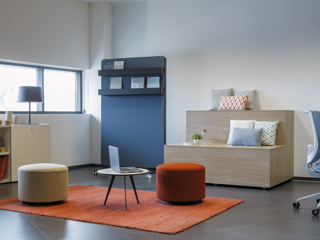 Grandstand by Actiu