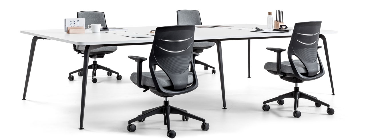 Efit 40 Gaslift Adjustable Swivel Office Chair w/Medium Backrest