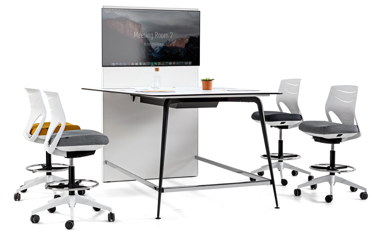 Efit 40 Adjustable Swivel Office Draughtsman Chair w/Footrest & Synchro Mechanism