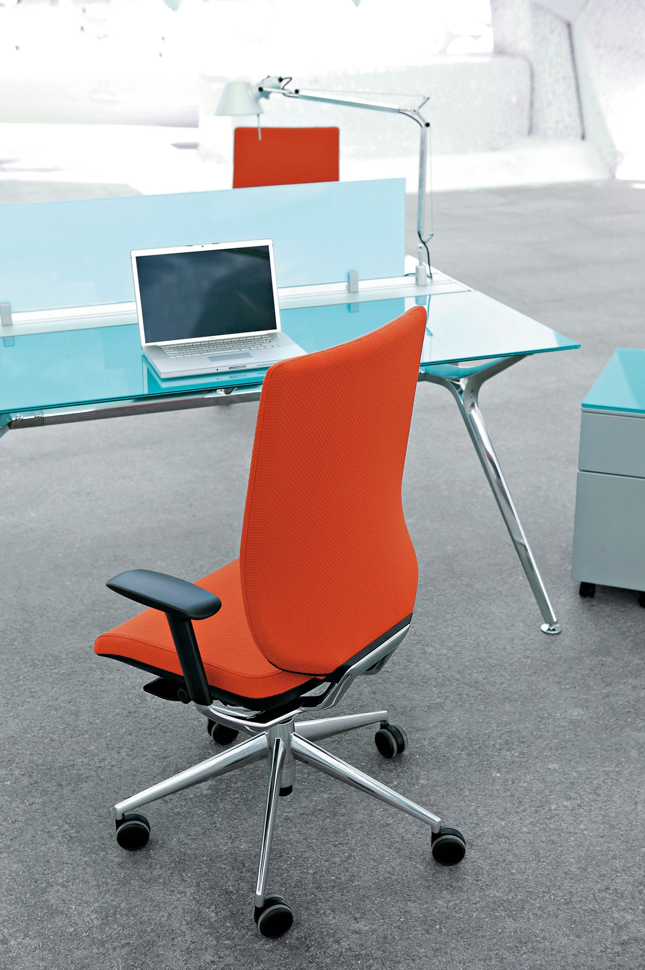 TNK Serie 20 Office Chair