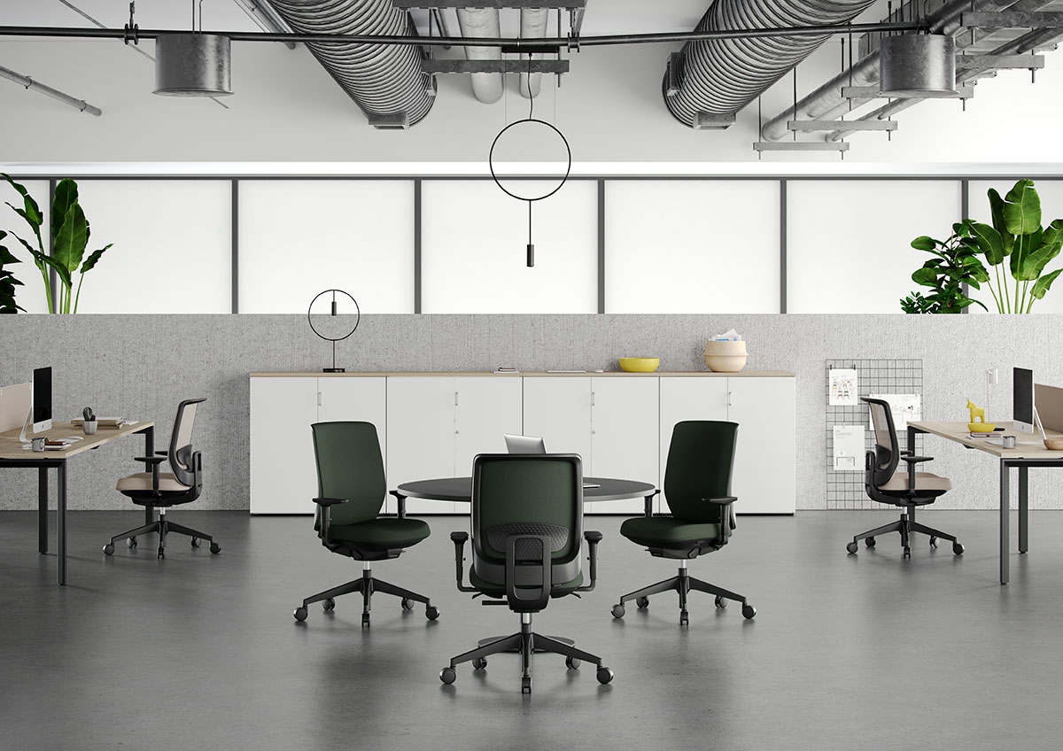 Trim Series 30 Gaslift/Synchro Adjustable Swivel Office Chair