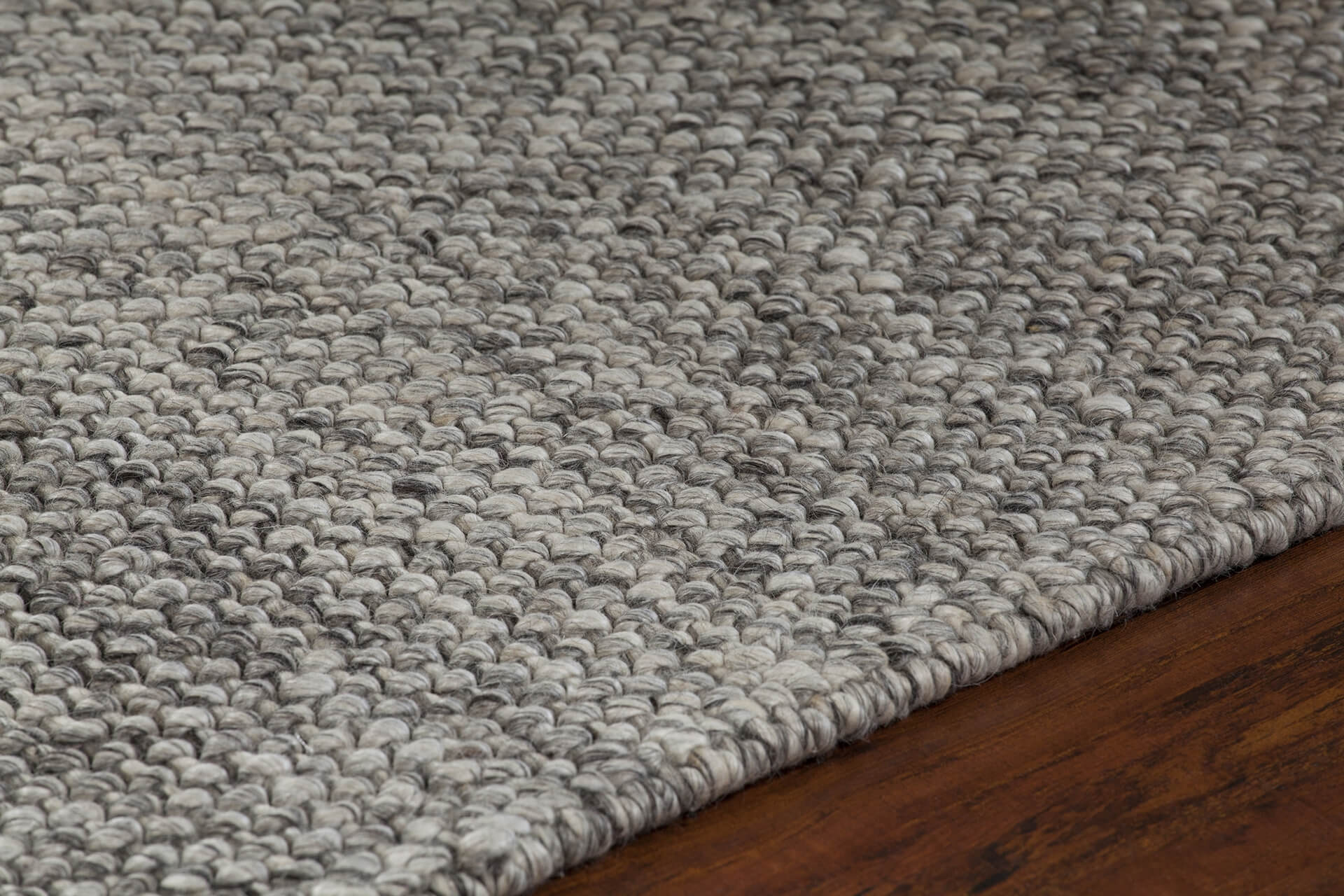 Sinatra Wool/Viscose Rectangular Handmade Rug