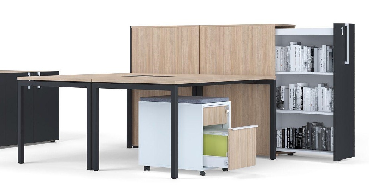 NOVA O – Desks