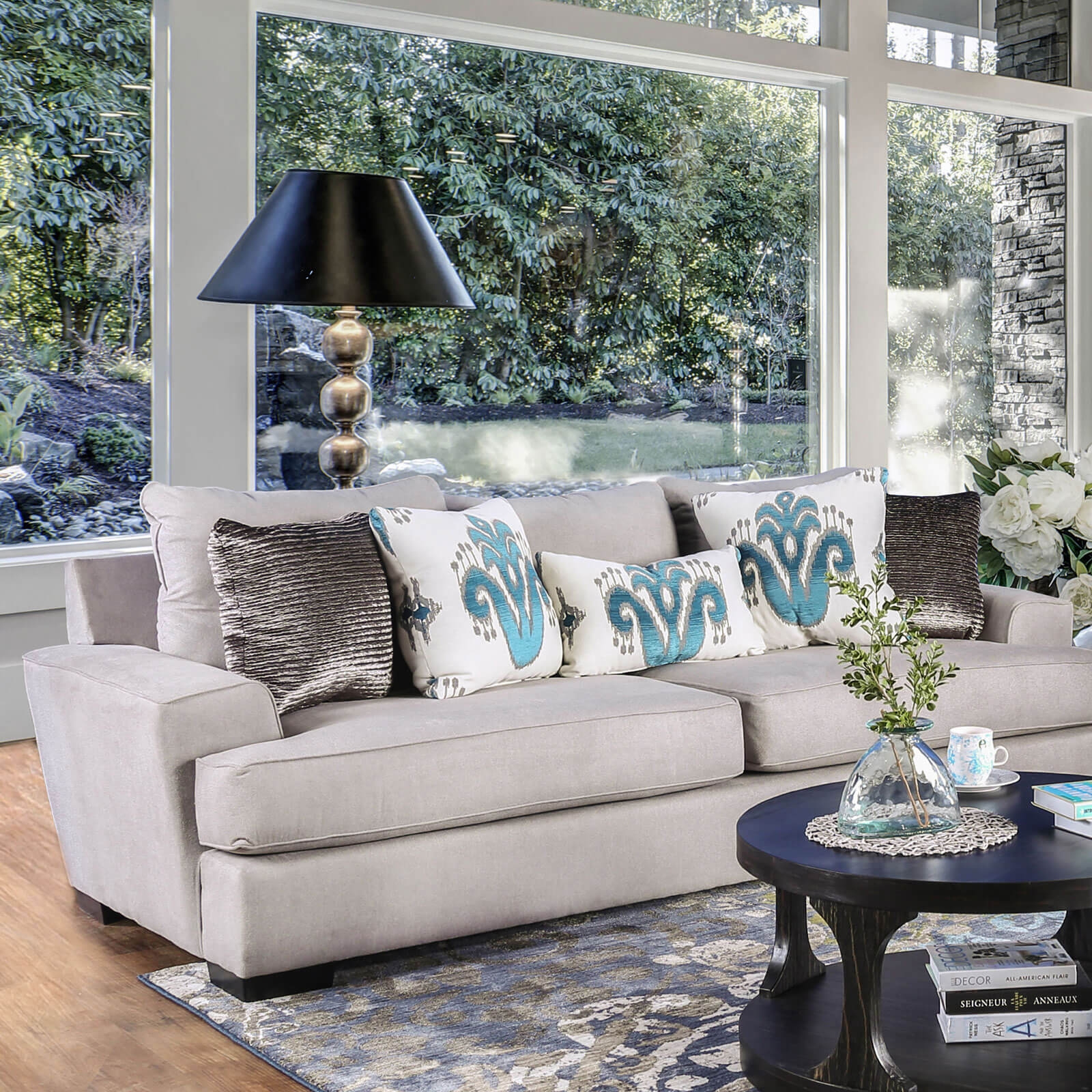 Renesmee Fabric Living Room Set