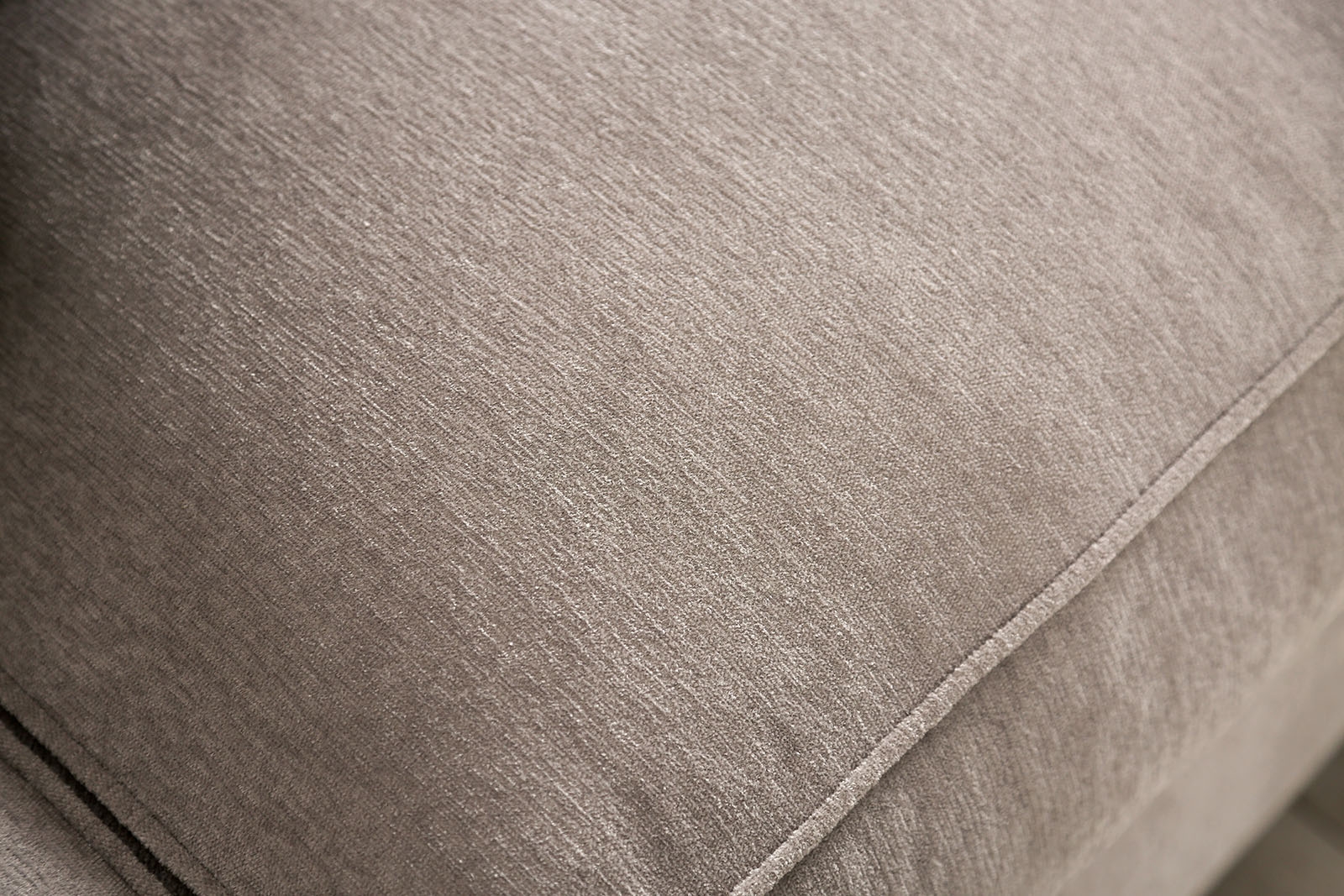 Osborne Fabric Loveseat