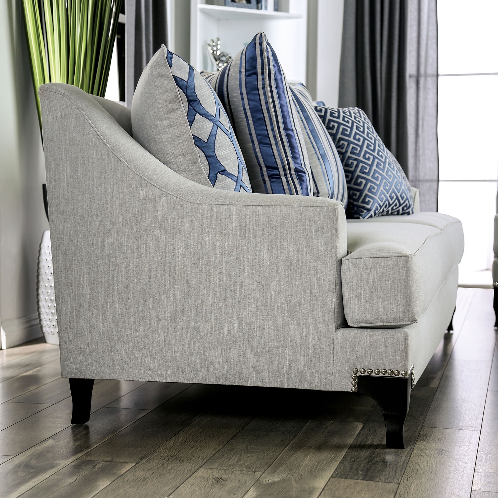 Sisseton Fabric Loveseat