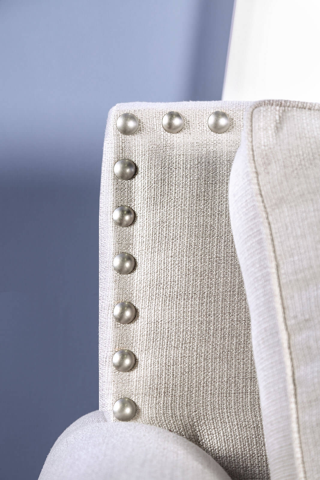 Giovanni Fabric Loveseat