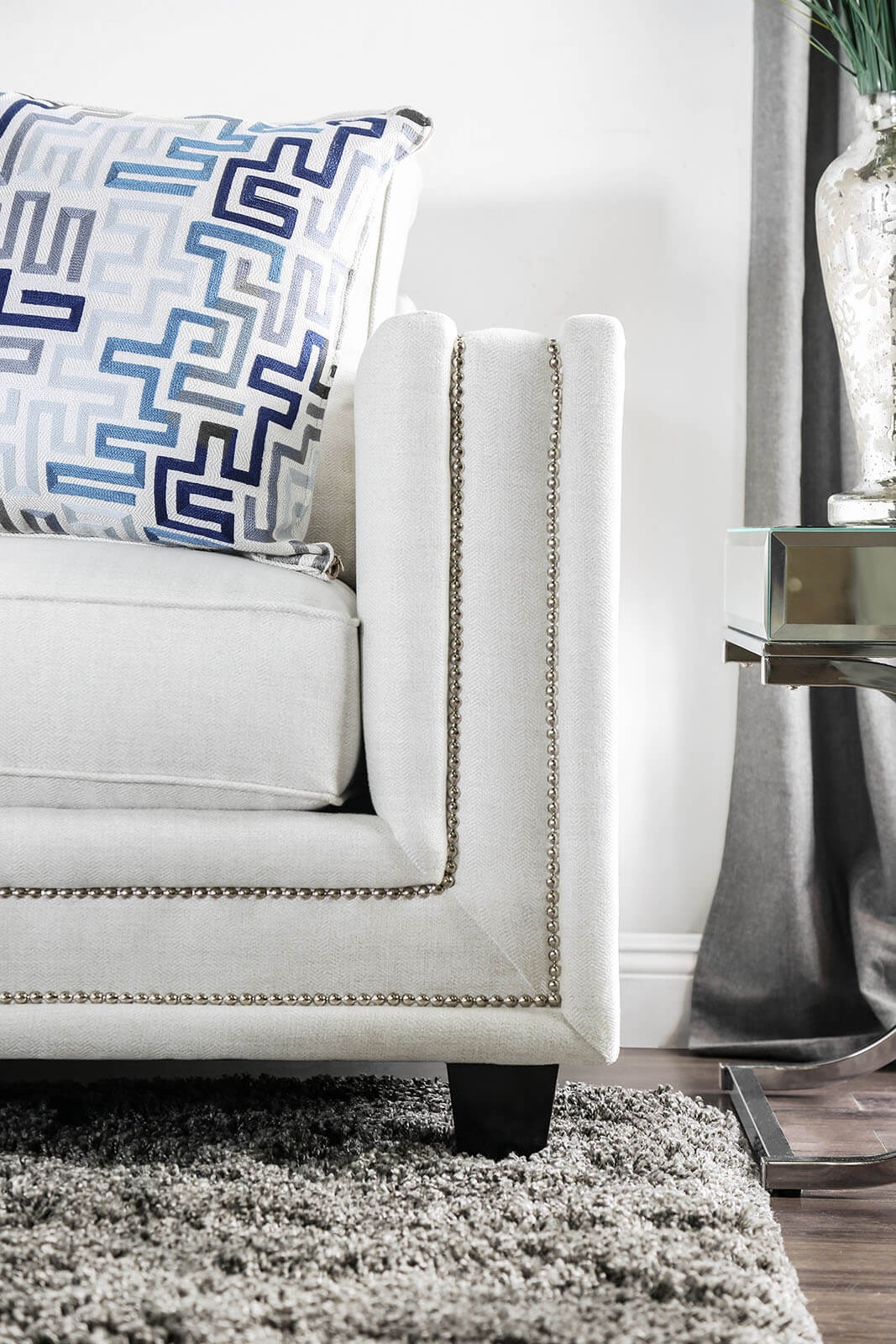 Ilse Chenille Fabric Loveseat