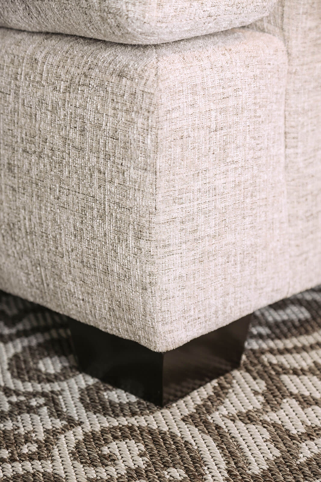 Alisa Fabric L-Shape Sectional Sofa