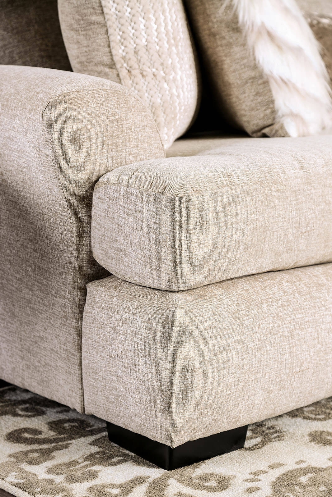Anthea Fabric Loveseat