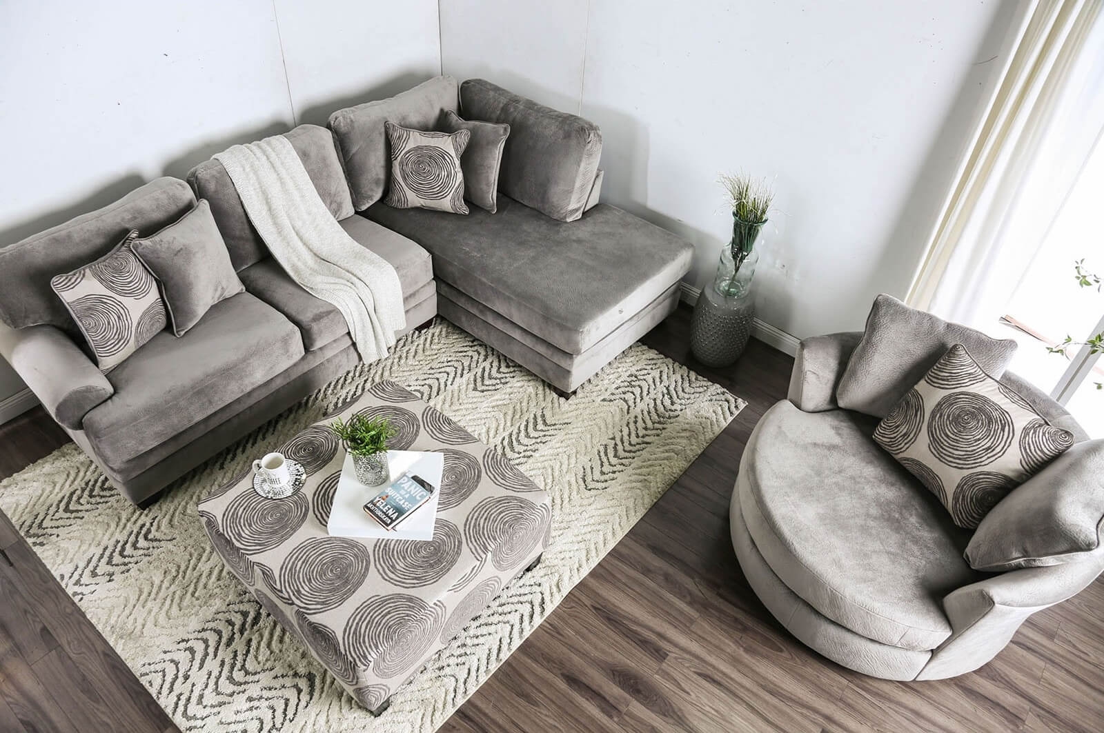 Bonaventura Fabric Living Room Set
